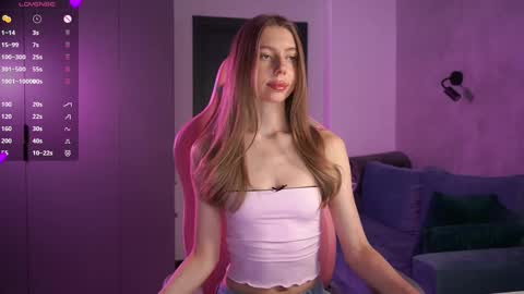 Snapshot of mon_amii chatting on 02.28.25 mon_amii online show from 02.28.25