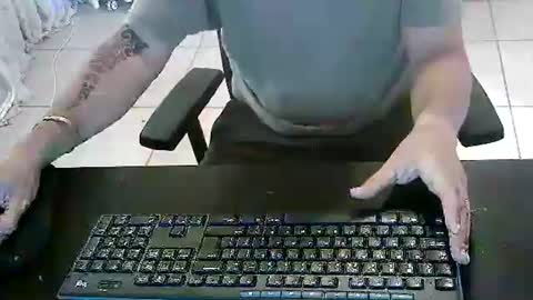 Snapshot of mon_za chatting on 03.03.25 mon_za online show from 03.03.25