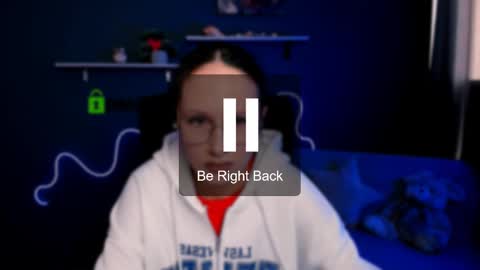 Mona  online show from 03.05.25