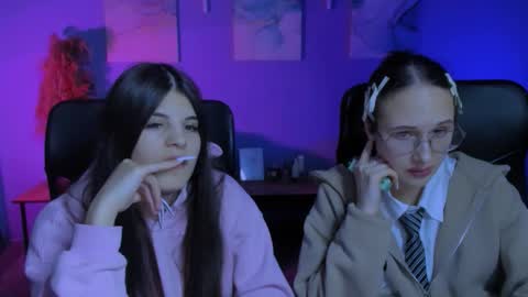 Mona  online show from 03.27.26