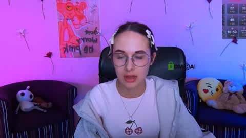 Snapshot of mona_cloud chatting on 05.24.26 Mona online show from 05.24.26
