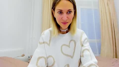 Mona online show from 12.04.24