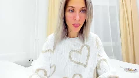 Mona online show from 02.06.25