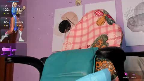 Snapshot of monica_collins chatting on 10.18.25 moni online show from 10.18.25