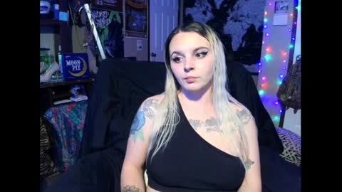 Snapshot of monica_lily chatting on 12.17.24 Monica online show from 12.17.24