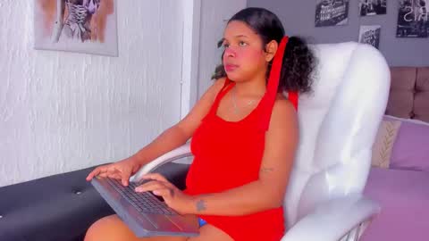 monica_robles_ online show from 03.28.26