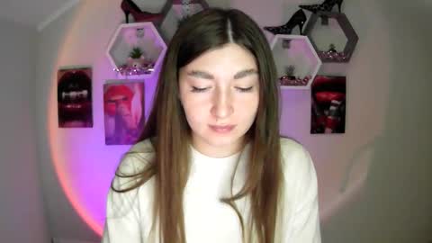 sweet girl and shine body online show from 09.13.25