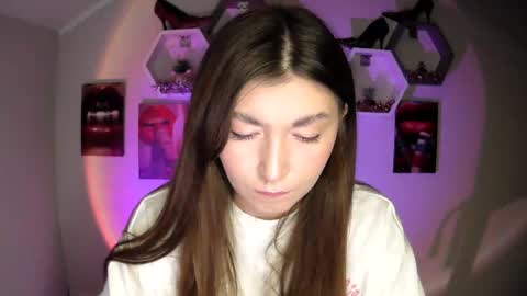 sweet girl and shine body online show from 09.30.25