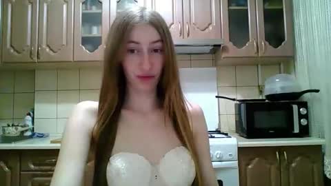 Snapshot of monica_tamayo chatting on 05.13.26 Monica online show from 05.13.26
