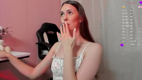 Snapshot of monica_velvet chatting on 10.06.25 Monica Velvet online show from 10.06.25