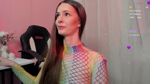 Snapshot of monica_velvet chatting on 10.10.25 Monica Velvet online show from 10.10.25