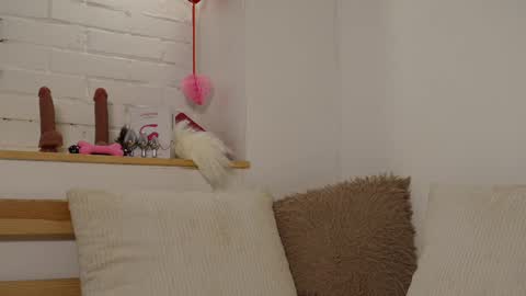 monicaasis online show from 02.18.25