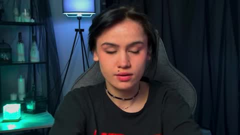 monica online show from 04.10.26