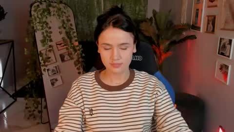 monica online show from 04.15.26