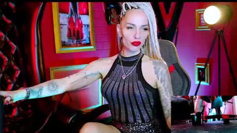 Monika online show from 04.17.26