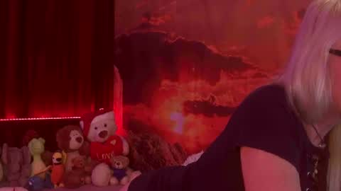 Monika    online show from 03.08.25