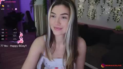 Monika online show from 09.20.25