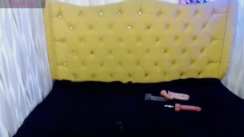 Monica online show from 01.21.25