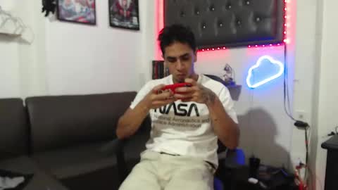 simon dice online show from 02.19.25