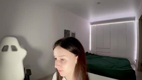 Mary online show from 10.30.25