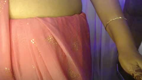 Snapshot of moody_maya chatting on 11.02.25 Maya online show from 11.02.25