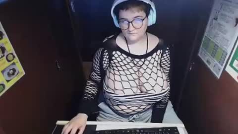 Moo Jay online show from 12.22.24