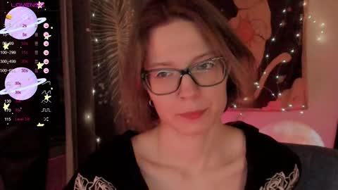 Roxy online show from 12.04.25