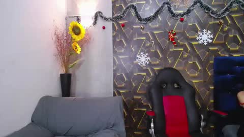 moon_and_fire_ online show from 01.19.26