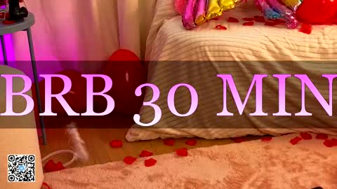 Lola online show from 02.14.25