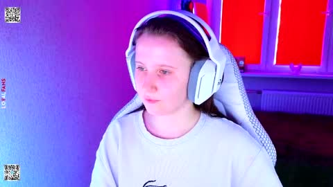 Lola online show from 04.06.26