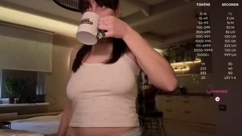 Luna  online show from 10.14.25