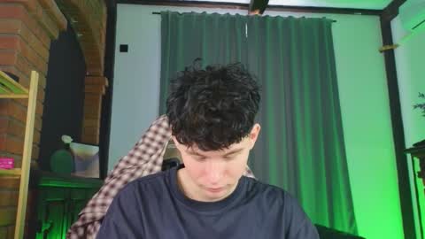 moon_gloww online show from 02.25.26