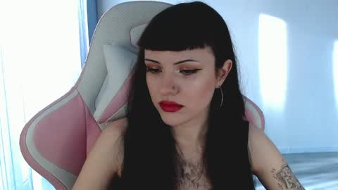  sophie  online show from 04.20.26