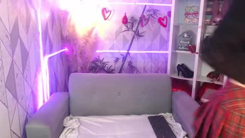 Charlotte online show from 11.11.25