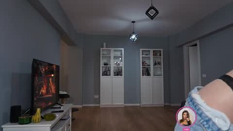 Anna online show from 11.22.25