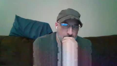 Snapshot of moondrake26 chatting on 12.26.24 moondrake26 online show from 12.26.24