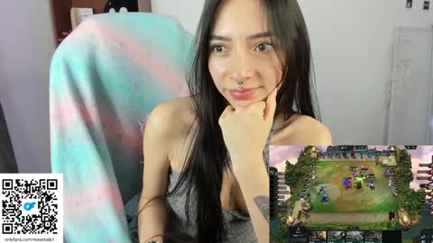 MOON  online show from 01.20.25