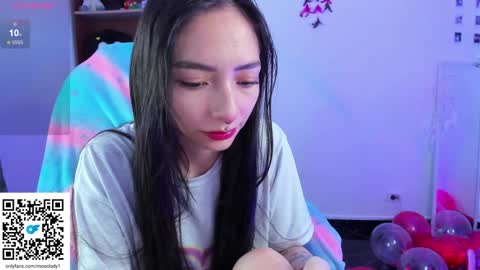 MOON  online show from 02.04.25