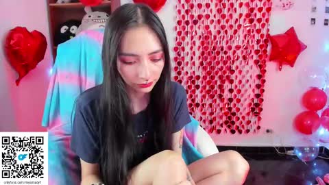 MOON  online show from 02.15.25