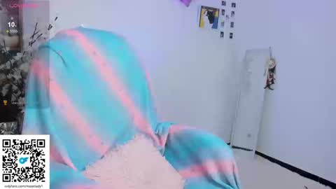 MOON  online show from 09.11.25