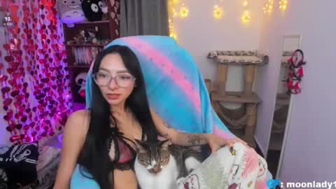 MOON  online show from 04.18.26