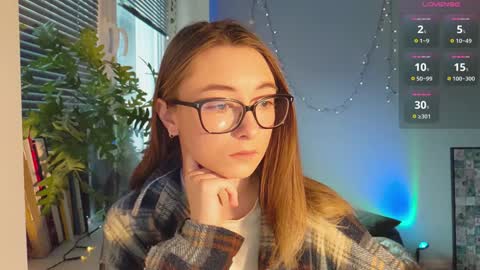 Snapshot of moonlight__lovers chatting on 01.18.25 Dana online show from 01.18.25