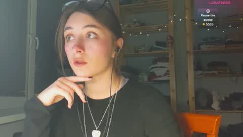 Snapshot of moonlight__lovers chatting on 01.18.26 Dana online show from 01.18.26