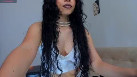 Snapshot of moonmadison chatting on 05.21.26 Madison online show from 05.21.26