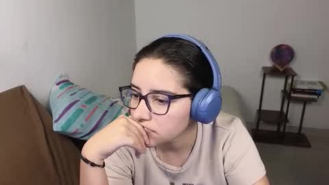 Moon Woman online show from 02.19.26