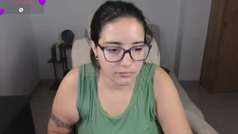 Snapshot of moonwoman_ chatting on 07.15.26 Moon Woman online show from 07.15.26