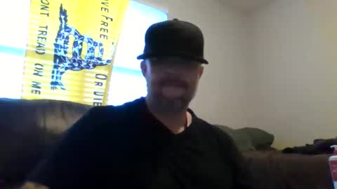 Snapshot of moozj750 chatting on 09.17.25 JT Mooz online show from 09.17.25