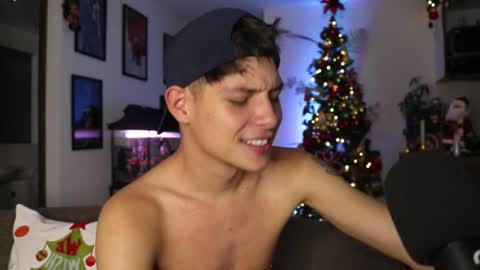 Snapshot of morgan_hiller chatting on 12.04.24   online show from 12.04.24