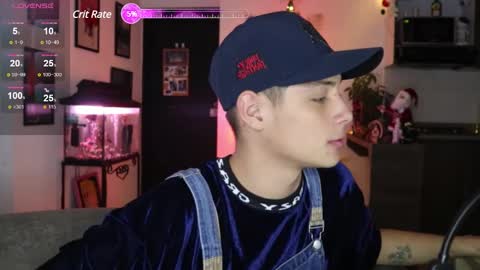 Snapshot of morgan_hiller chatting on 12.12.24   online show from 12.12.24