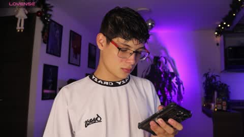 Snapshot of morgan_hiller chatting on 01.18.25   online show from 01.18.25